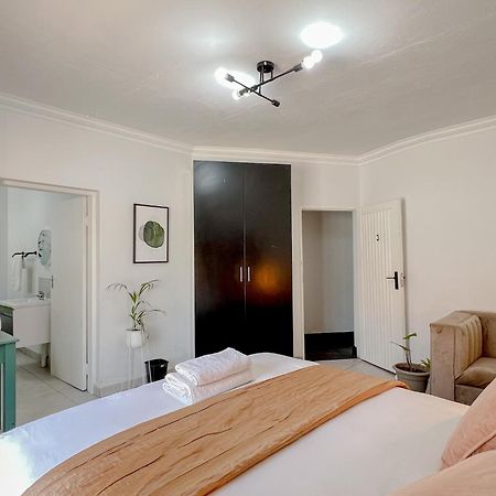 Amoris Guesthouse - In Brooklyn Pretoria-Noord Zewnętrze zdjęcie