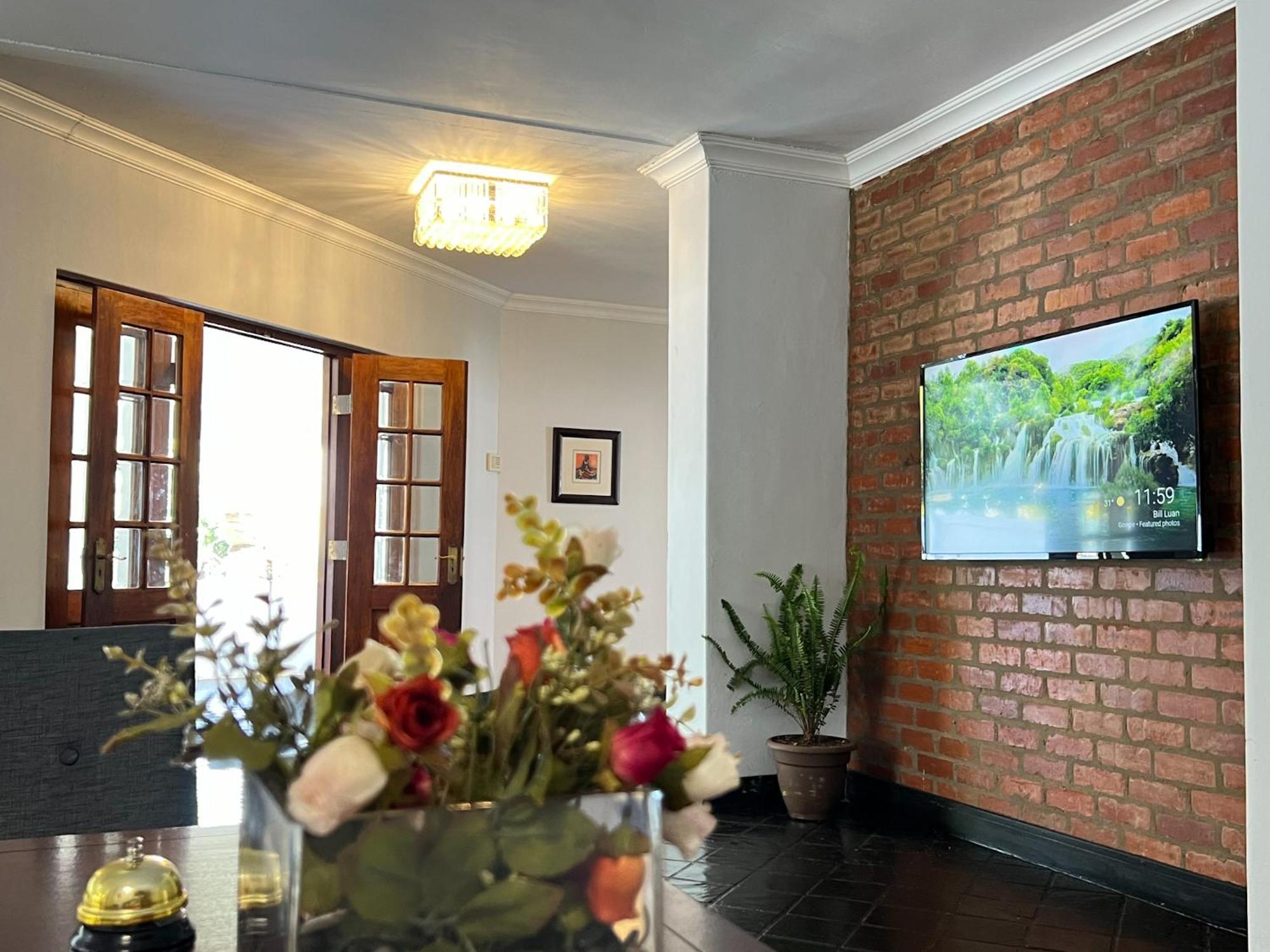 Amoris Guesthouse - In Brooklyn Pretoria-Noord Zewnętrze zdjęcie
